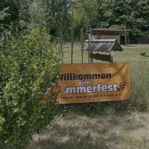 Aufruf: Kuchen und Blumen willkommen!